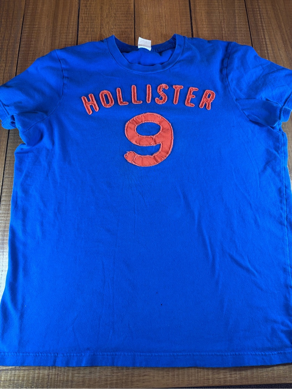 Hollister Royal Blue Short Sleeve Tee with Red Applique Number xl Y2K